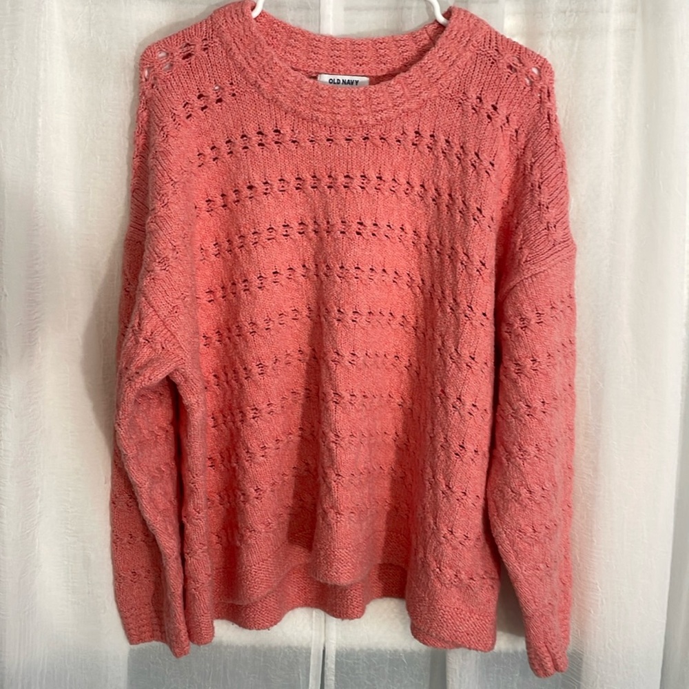 Old Navy Women’s Salmon Pink eyelet Knit Crewneck Sweater Size XL